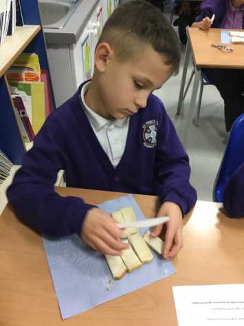 Fractions in 3R
