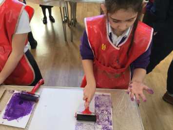 3H take part in the school art project