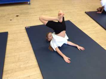4L explore balances in Gymnastics