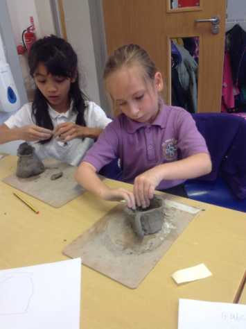 Pottery in 4L