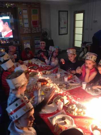 Year 2 have a Christmas Banquet